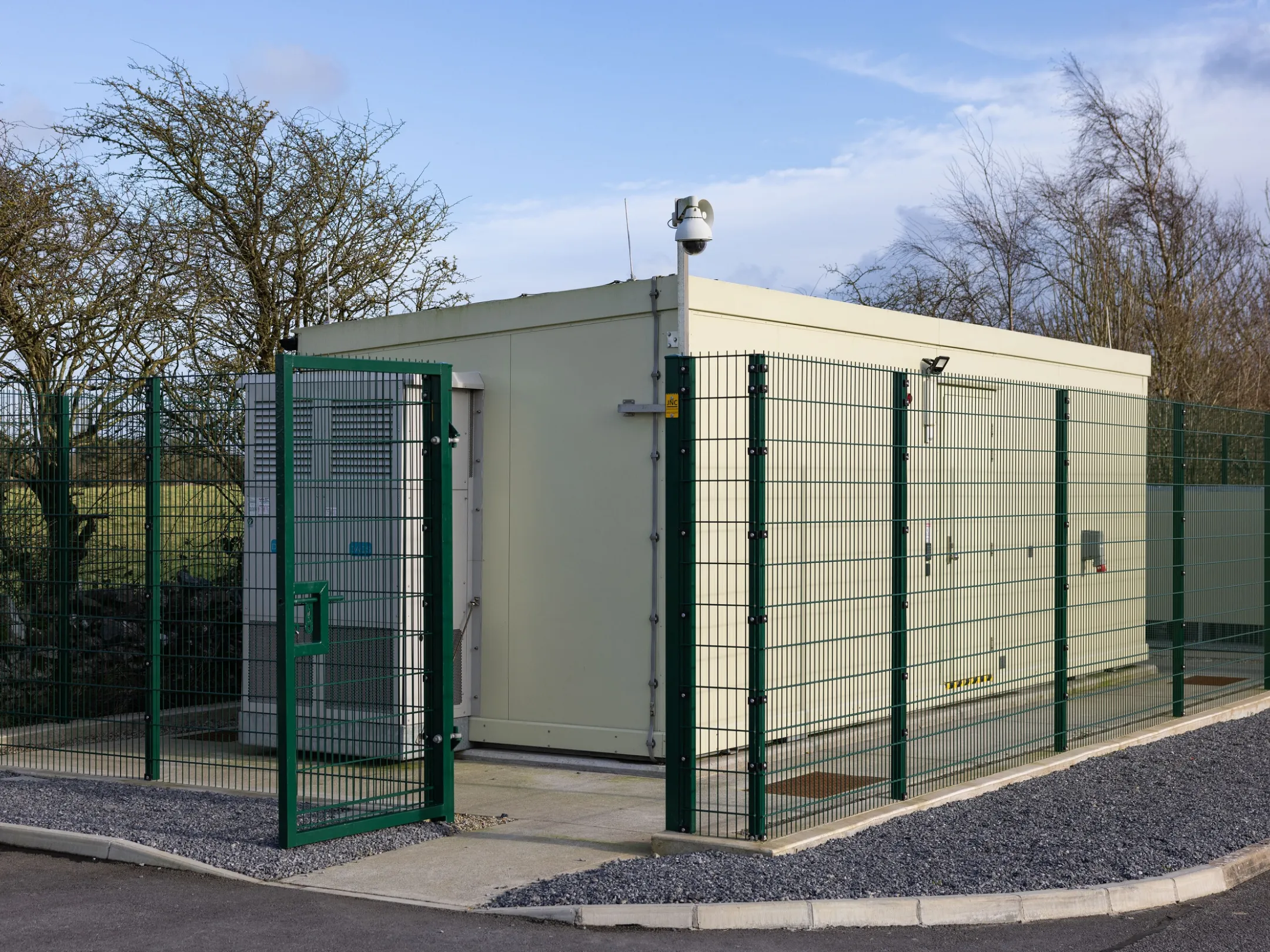 Aurora site co-location